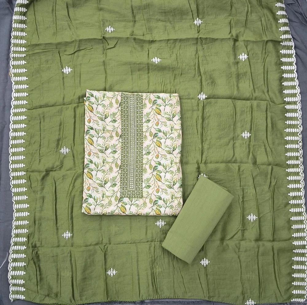 Pure Cotton Floral Print Unstitched Suit