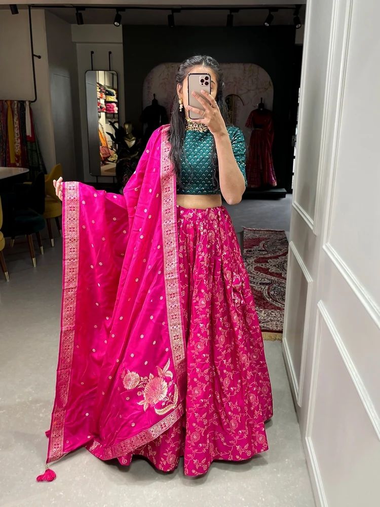 Ladies Designer Lehenga Choli With Dupatta Wholesale Catalog