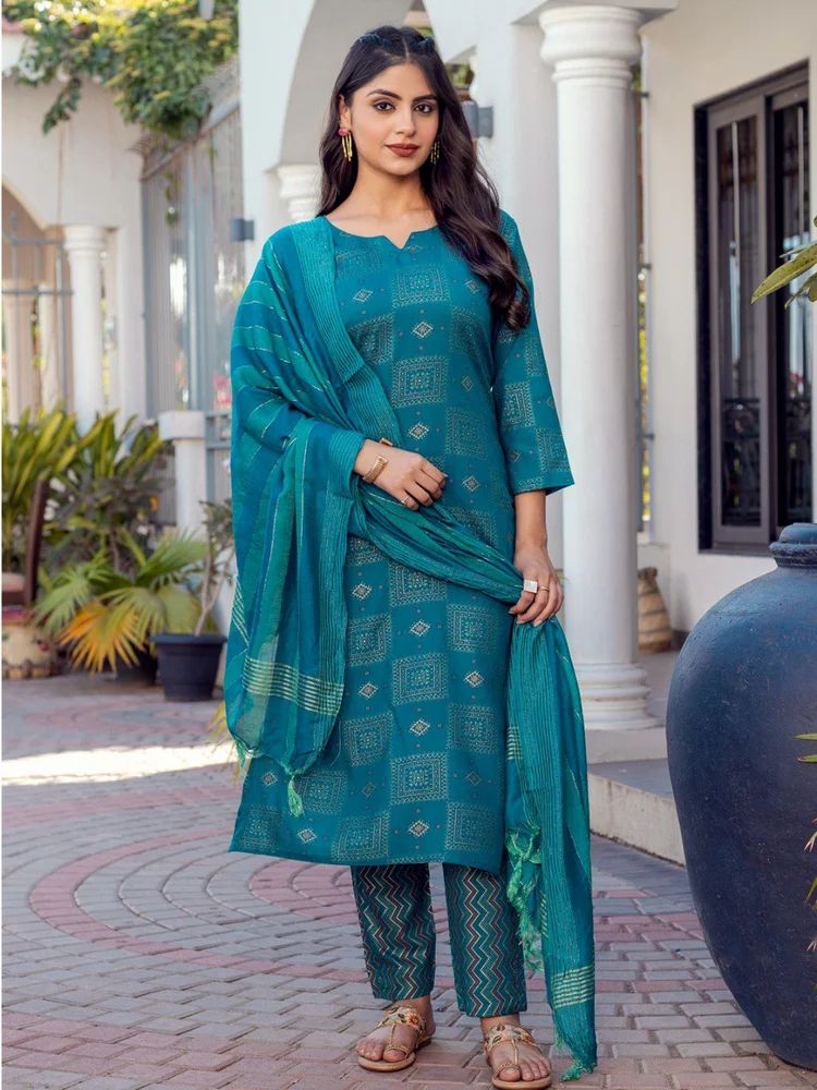 Ladies Printed Rayon Suit