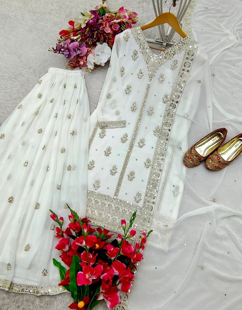 Pakistani Sarara Suit