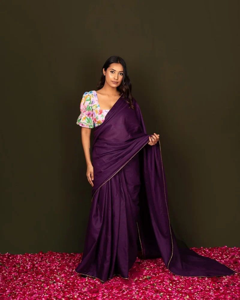 Vichitra Dyed Saree with Fancy Border & Dola Silk Digital Print Blouse