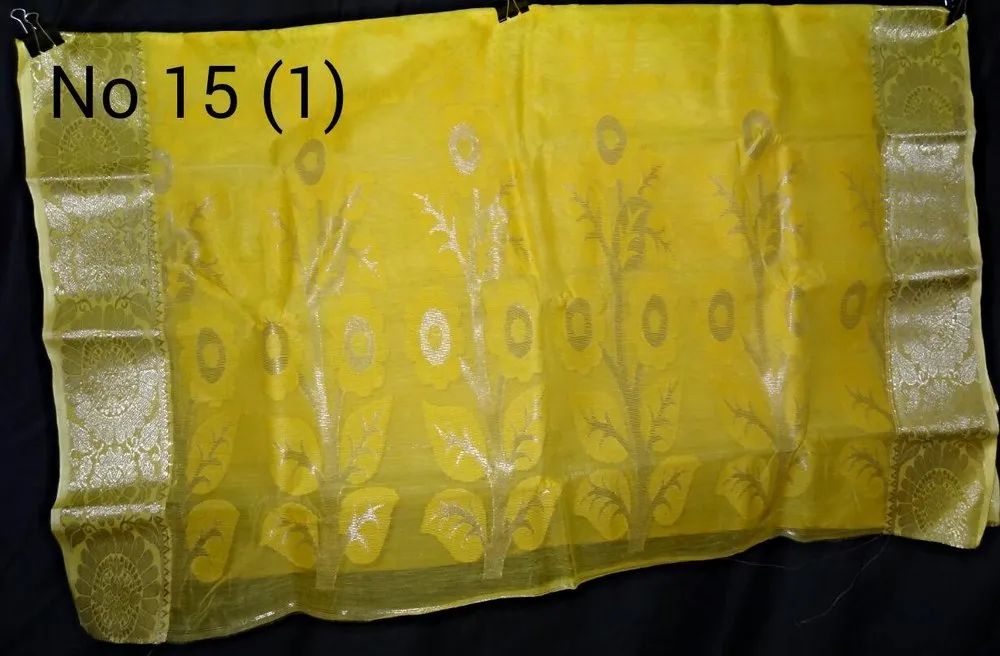 Dhakai Resam Saree