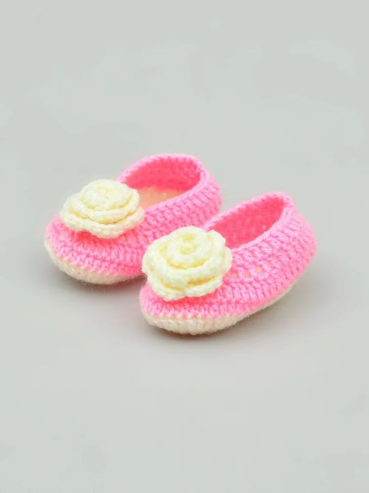 Pink Woollen Infant Crochet Booties